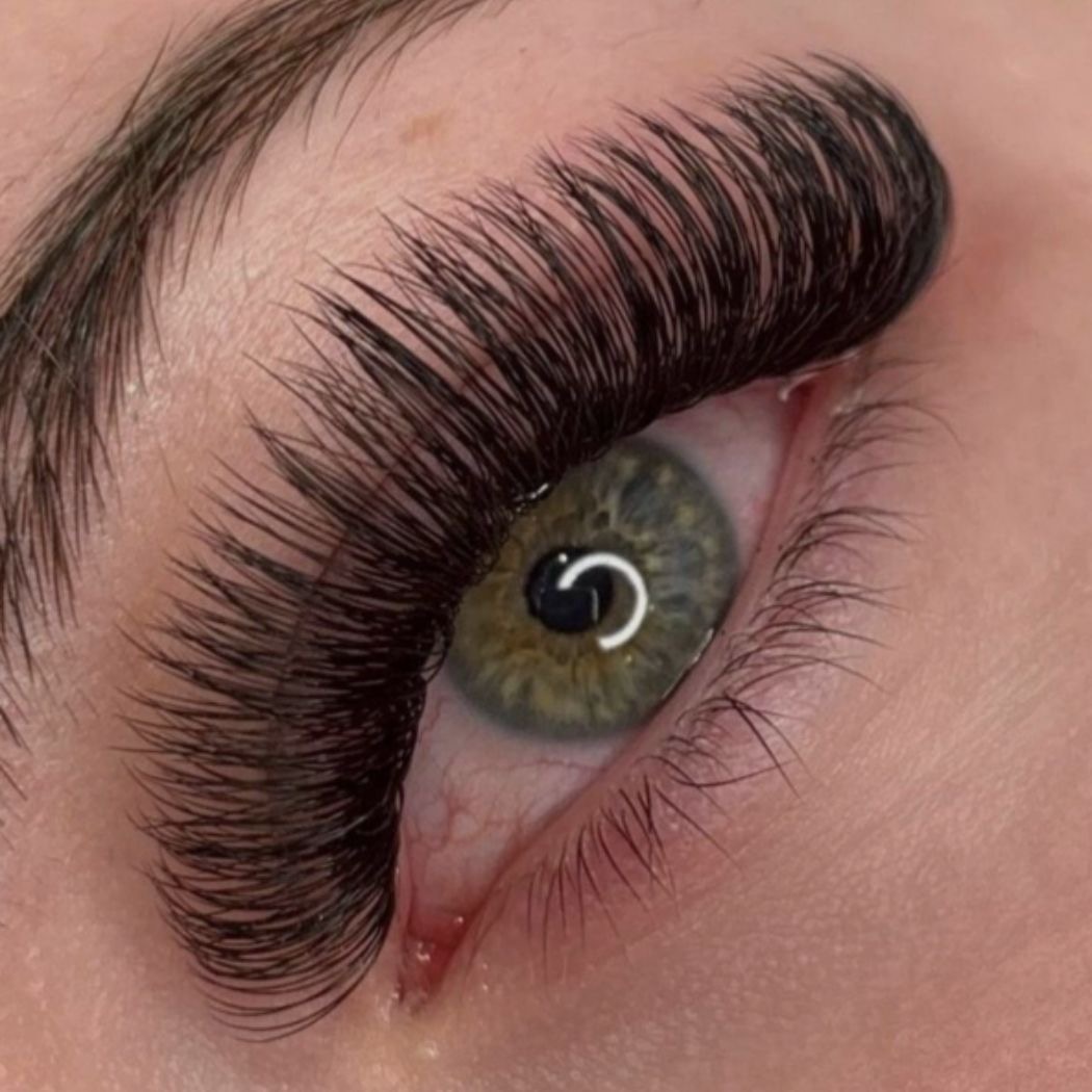 Wimpernverl&auml;ngerung im Beauty Werk Hamburg